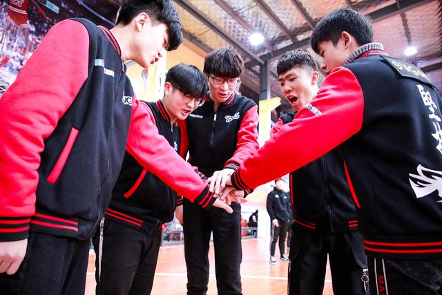 理實結(jié)合，新華學(xué)子展現(xiàn)專業(yè)電競風(fēng)采！