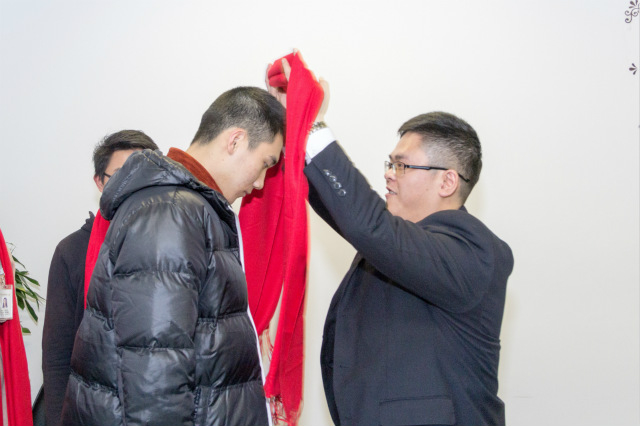 當你還在猶豫選擇時，他們在新華已經(jīng)實現(xiàn)了逆襲