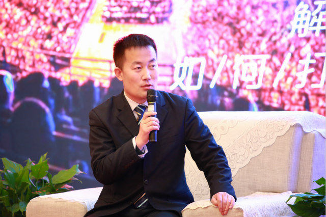 畢業(yè)即就業(yè)！AI時(shí)代的互聯(lián)網(wǎng)職業(yè)教育