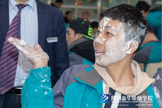 團團圓圓慶元宵，四川新華玩出新花樣