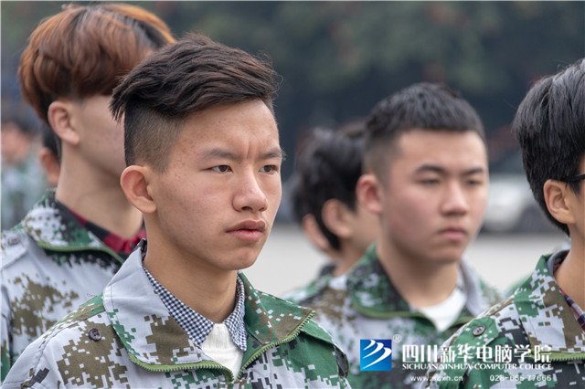 2019級(jí)新生軍訓(xùn)：激揚(yáng)的青春，是奮進(jìn)的號(hào)角