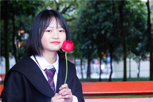 #三月女人天，陽光少女節(jié)#為你歡喜的她投上一票