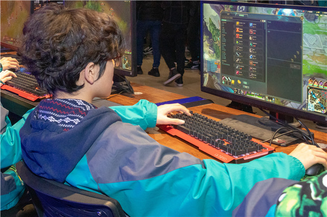 神游電競·雷神杯全國高校電競聯(lián)賽ACL精英賽成都站奏響歷史強(qiáng)音