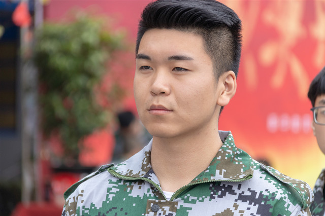 追夢新華人|因為夢想·光芒萬丈！