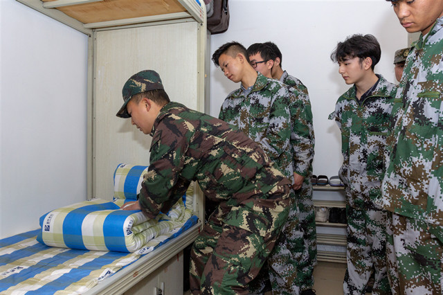 我想高薪就業(yè)，零基礎(chǔ)的初中生現(xiàn)在學(xué)還晚不晚？