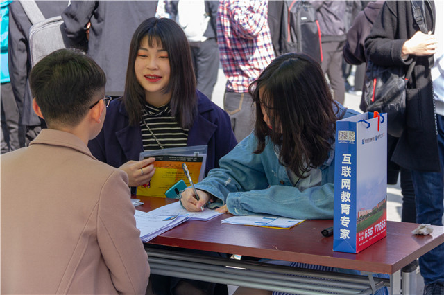 2019四川新華春季畢業(yè)生供不應求，逆襲史上最難就業(yè)季節(jié)