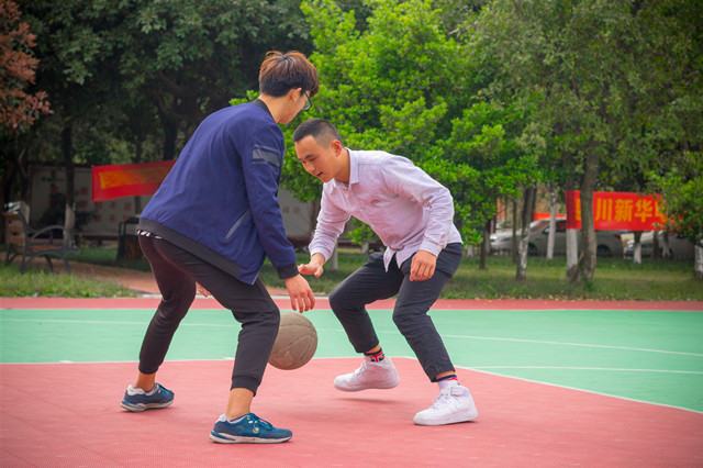 打工太辛苦，選擇新華學技能，命運能否改變？