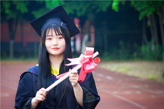 最美畢業(yè)季|此去繁花似錦，歸來仍是少年！