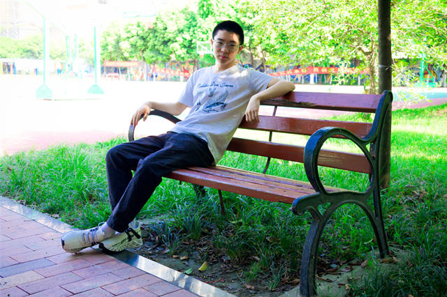 王純菲|輟學(xué)路上，重拾希望與未來不期而遇