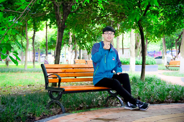 涅槃重生，工作兩年后，選擇新華重新出發(fā)