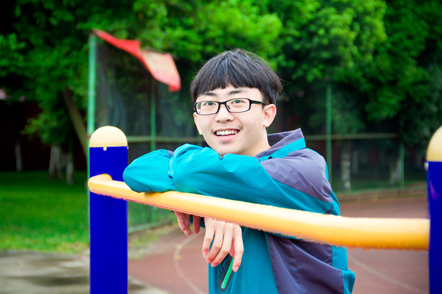 涅槃重生，工作兩年后，選擇新華重新出發(fā)