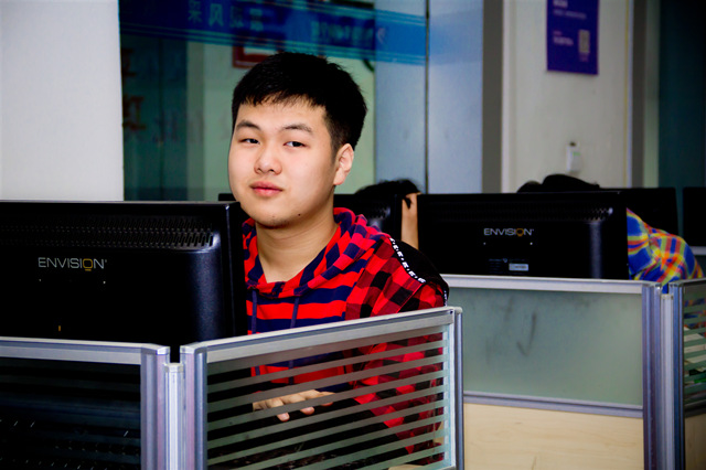 感謝家人的支持，讓我在新華的天空下以夢為馬