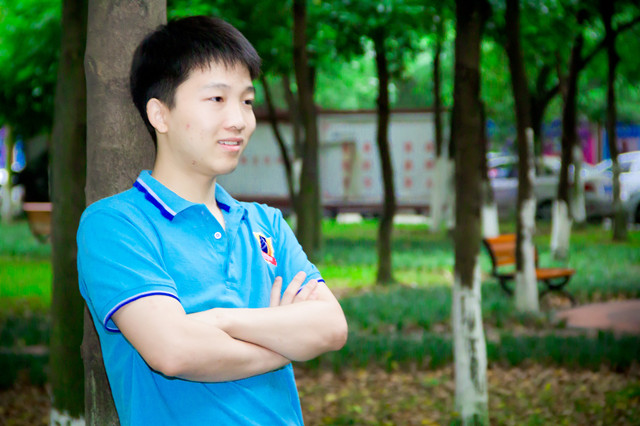 高中畢業(yè)學(xué)什么有前途？做互聯(lián)網(wǎng)時(shí)代的白領(lǐng)！