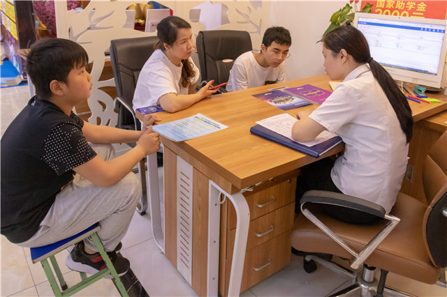 四川新華秋招火爆進(jìn)行中，每個(gè)孩子的夢(mèng)想都值得被善待