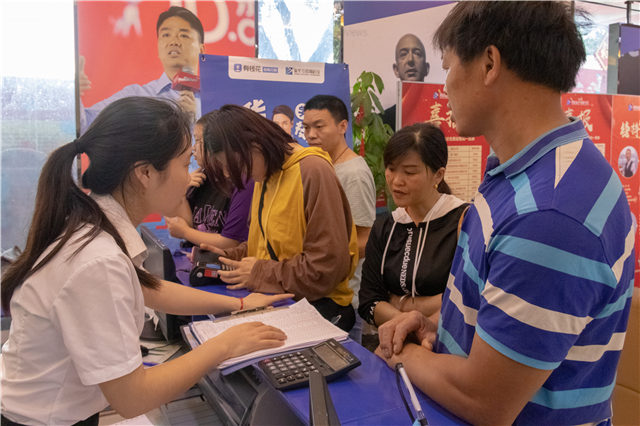 四川新華秋招火爆進(jìn)行中，每個(gè)孩子的夢(mèng)想都值得被善待