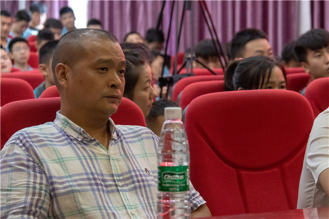 結課答辯分享會：半年收入6萬+，她們是怎么做到的？