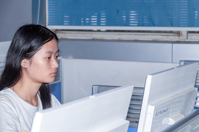 在校學(xué)習(xí)不到一年，半年收入6W+,她們是如何做到的？