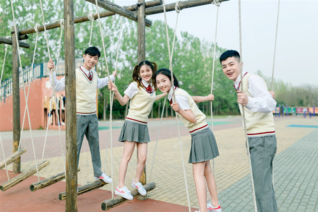 匠心實(shí)力筑造品牌教育|新華，我的互聯(lián)網(wǎng)大學(xué)