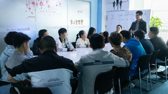 母校關(guān)懷，就業(yè)回訪在行動(dòng)