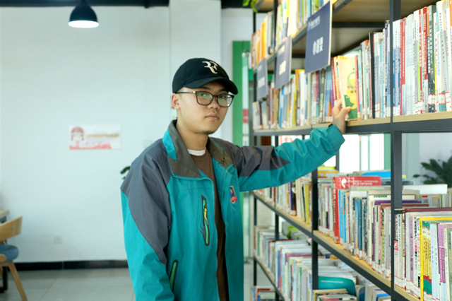 高考落榜不氣餒，來新華演繹精彩人生