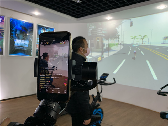 選擇新華學電商，線上開啟新學年