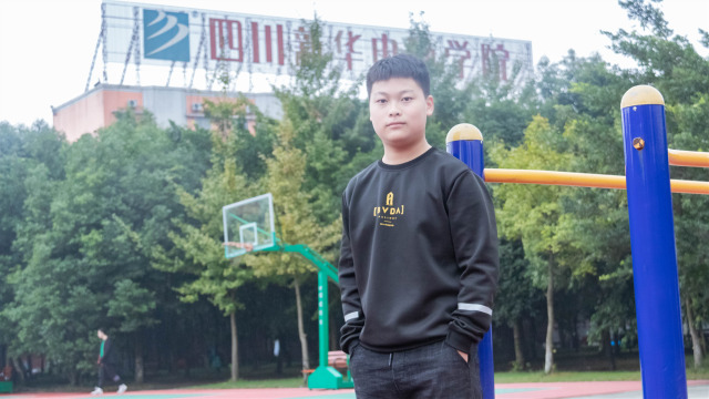 選擇新華，遇見(jiàn)更優(yōu)秀的自己