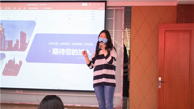 成都睿訊走進新華開展校園專場招聘會！