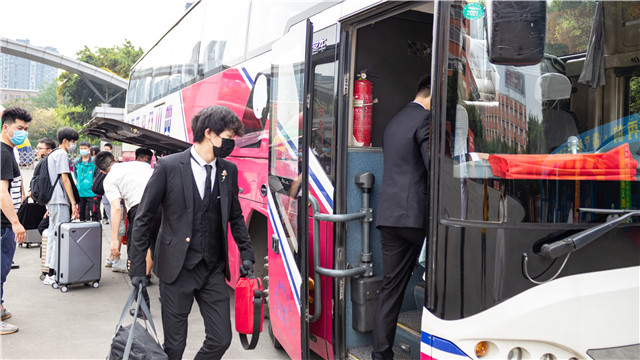 闊別母校，我們滿意就業(yè)啦！