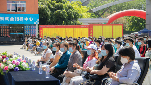 母親節(jié)：人生的舞臺(tái)上，母愛(ài)從不缺席