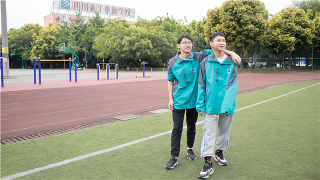 站在新起點，UP新未來