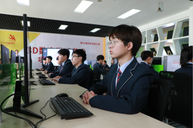 今年技校計(jì)劃招130萬人，快來圍觀！