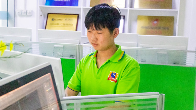 為夢想，乘風(fēng)破浪