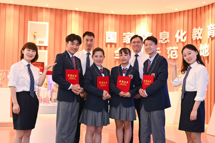 新華考證指南｜學(xué)技術(shù)要不要考證？