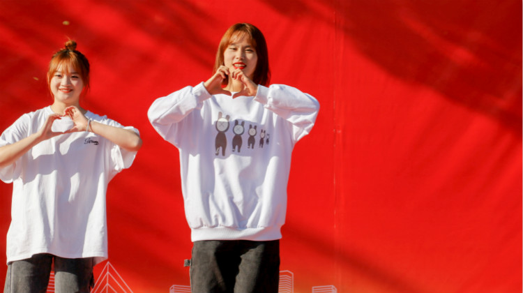 新華社團，青春的模樣！