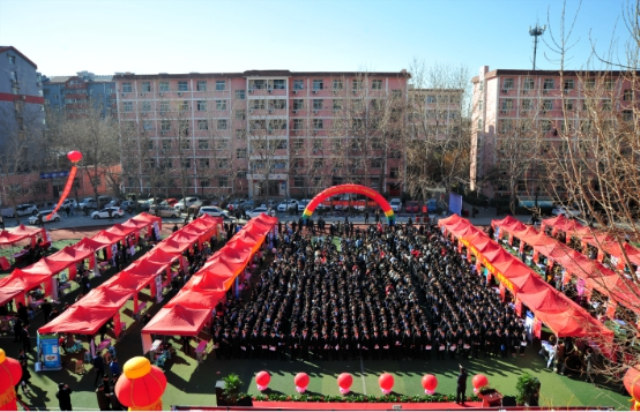 【新華專業(yè)說】—人工智能空前火爆，盤點新華人工智能專業(yè)教學和就業(yè)