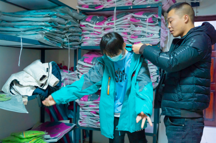 聚能量，再啟程！我去新華上學(xué)啦！