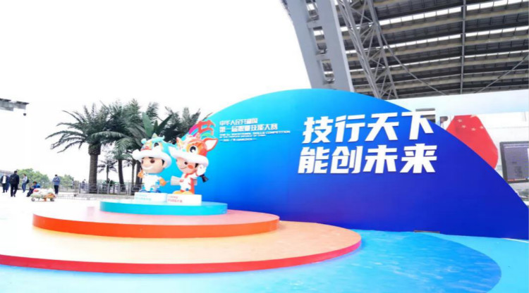 兩會速遞 | 暖心，讓每個孩子都有人生出彩的機(jī)會！