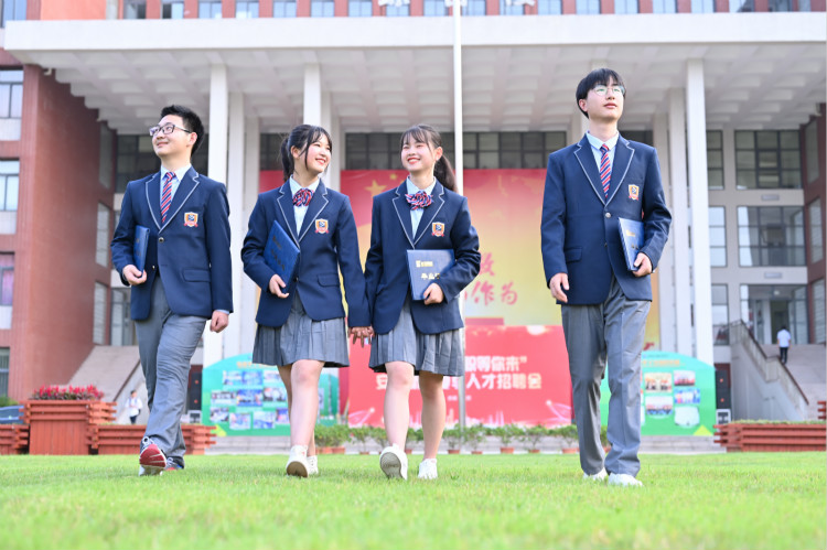 兩會速遞 | 暖心，讓每個孩子都有人生出彩的機(jī)會！