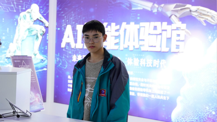 職高轉(zhuǎn)校來(lái)新華，智行天下 技贏未來(lái)！