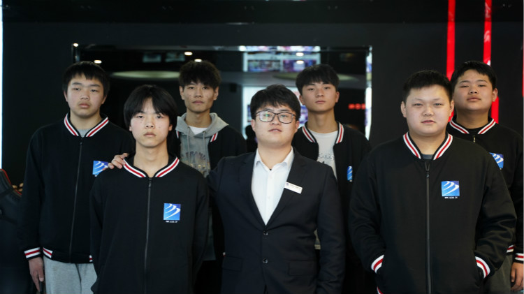 重磅！四川新華又一電競少年簽約國內(nèi)頂級AG俱樂部！