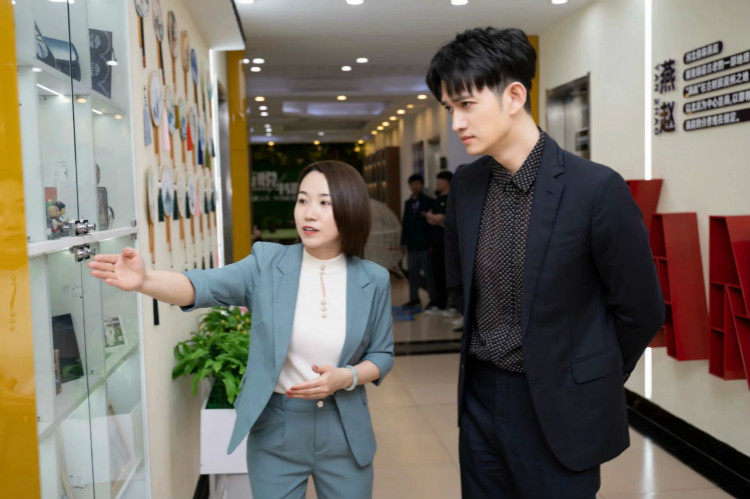 馬可來新華重拾校園生活，青春“競(jìng)”是精彩！