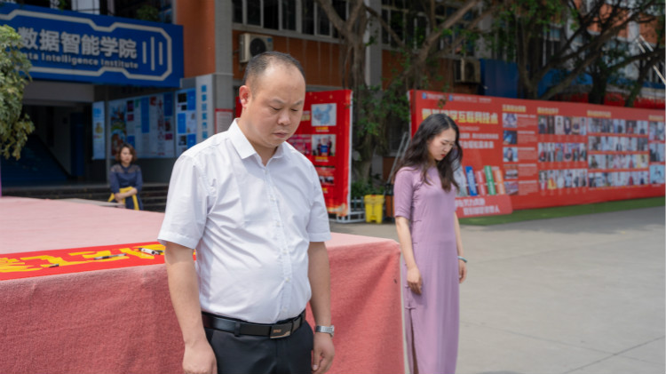 山河無恙 勇毅前行！四川新華紀念5.12汶川地震13周年！