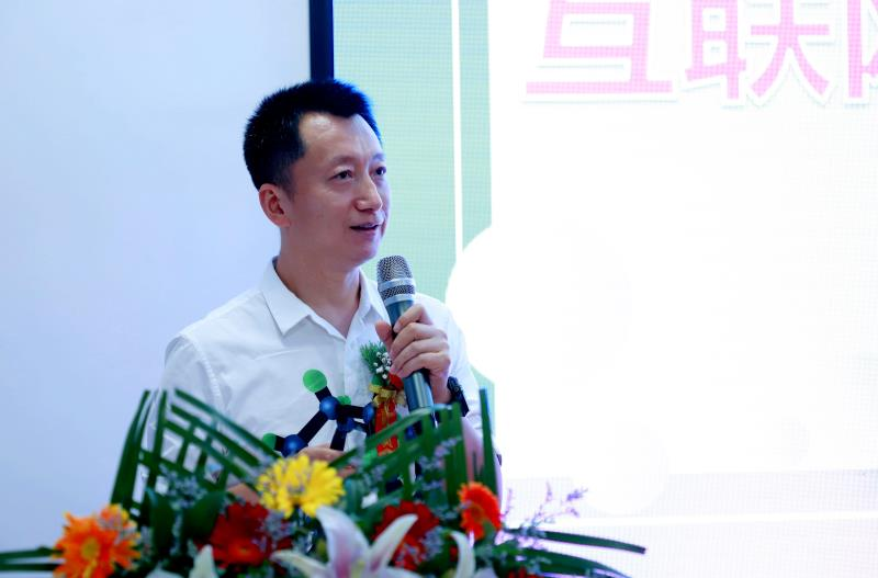 傳遞向上力量！新華電腦學(xué)校《老師來了》7月繼續(xù)開講！