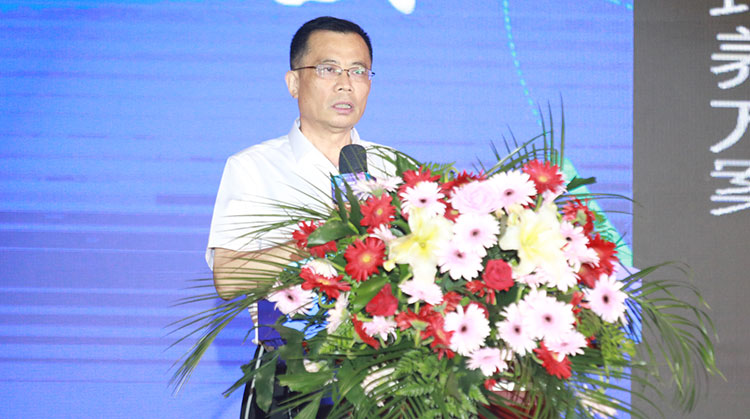 新華2021年六大產(chǎn)教融合實訓(xùn)基地升級暨高技能人才培英工程啟動儀式