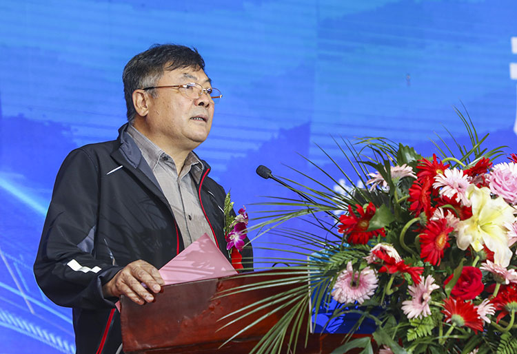 新華2021年六大產(chǎn)教融合實訓(xùn)基地升級暨高技能人才培英工程啟動儀式