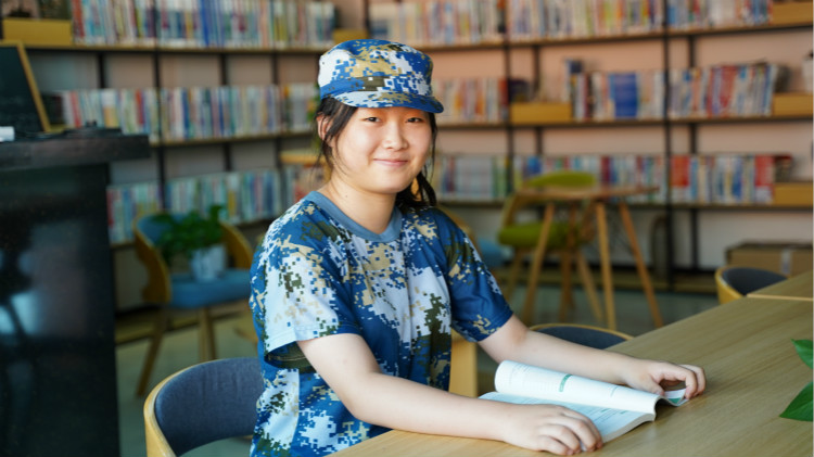 老朋友，新同學(xué)，相約四川新華，再續(xù)同學(xué)緣！