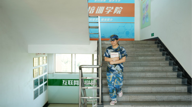 老朋友，新同學(xué)，相約四川新華，再續(xù)同學(xué)緣！