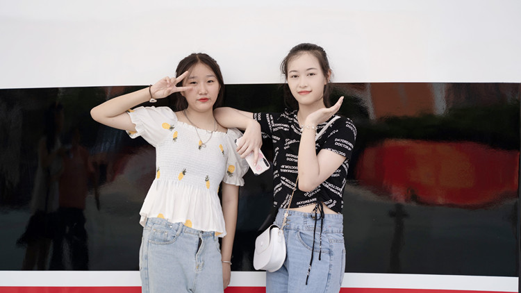 轉(zhuǎn)校來四川新華，我找到了久違的成就感！