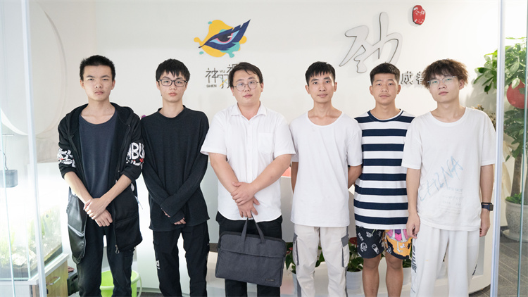 校企合作三方共贏，就業(yè)回訪見證新華學(xué)子成長！