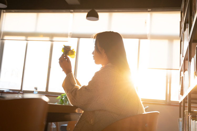 勇做走在時(shí)代前列的奮進(jìn)者—新華少年 志在千秋